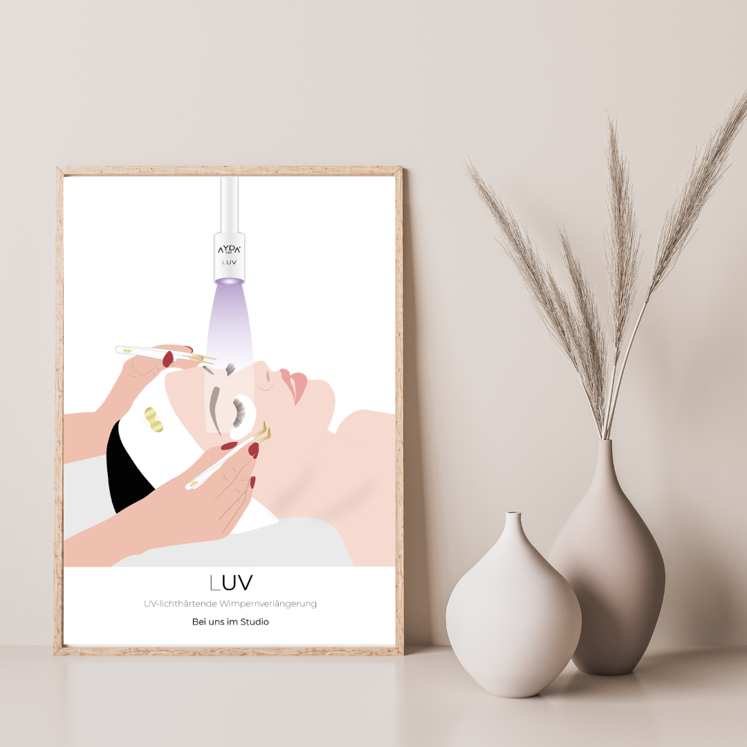 Werbung-LUV-Poster-Shop Poster | UV Wimpernverlängerung | hell